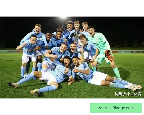 伊普斯维奇重磅签下德拉普补强锋线新赛季英超保级与崛起希望并存